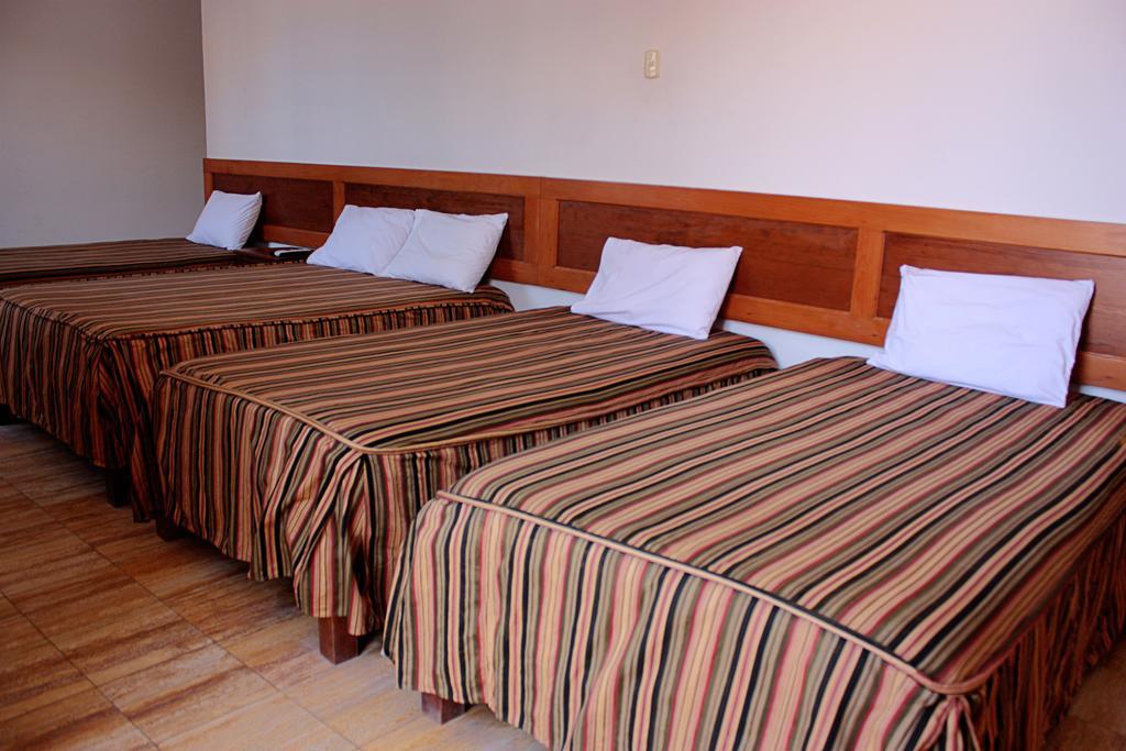 Hotel El Huarango Ica Kültér fotó